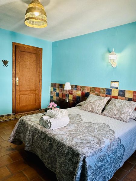 Foto be460ee8-a084-4933-b83a-625be87604db. Edificio in Aracena