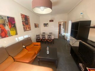 Lloguer Pis a Calle cardenal rodrigo de castro 65. Alquiler vivienda en avda.ciudad jardin