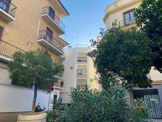 Miete Appartement  Calle de san isidoro. Alquiler apartamento junto plaza de la alfalfa