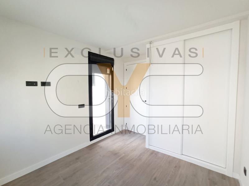 Foto 1d03e29b-d302-465e-b220-ed879a3290c3. Maison jumelée avec chauffage parking piscine dans Universidad-Hospital Fuenlabrada