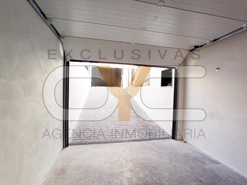 Foto 2d533c12-dc67-4411-8a39-8d6608c0bde8. Maison jumelée avec chauffage parking piscine dans Universidad-Hospital Fuenlabrada