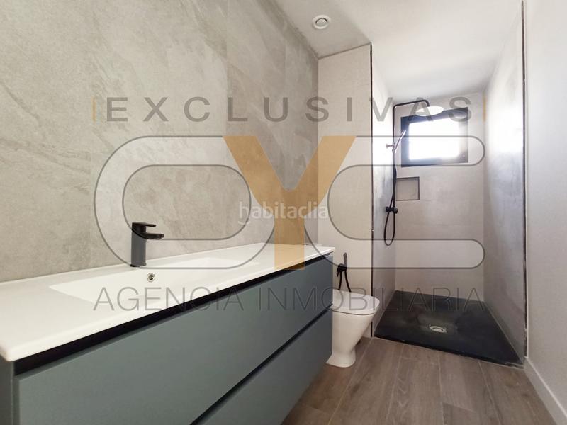 Foto 3b929a45-2716-4e40-9e9c-39b432c32bdf. Maison jumelée avec chauffage parking piscine dans Universidad-Hospital Fuenlabrada