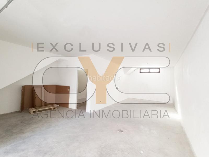 Foto 4d57c9b0-1d1c-4912-bb10-6a0225c44ed0. Maison jumelée avec chauffage parking piscine dans Universidad-Hospital Fuenlabrada