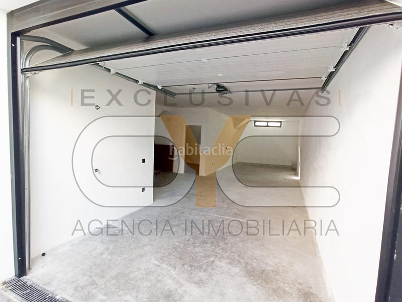 Foto 51a244b9-9bf1-4c8f-8d35-620551a0424c. Maison jumelée avec chauffage parking piscine dans Universidad-Hospital Fuenlabrada