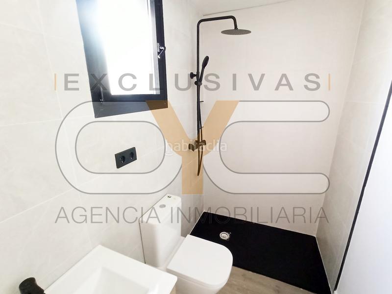 Foto 605f07c9-b086-4fd1-b178-5d4f760623ac. Maison jumelée avec chauffage parking piscine dans Universidad-Hospital Fuenlabrada