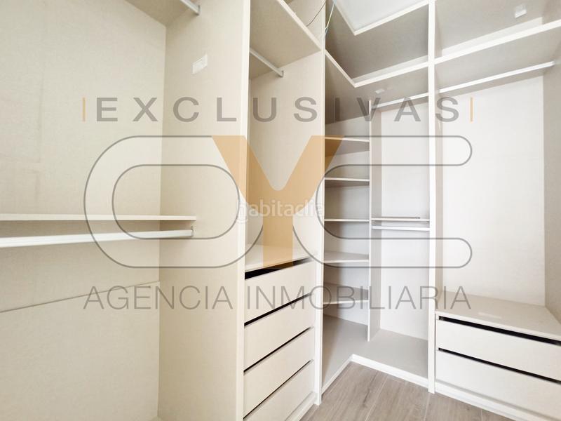 Foto 6d25dc33-ce40-4747-9948-c9d6096dbcb1. Maison jumelée avec chauffage parking piscine dans Universidad-Hospital Fuenlabrada