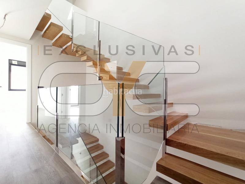 Foto c3f3d4c1-1fcb-4968-a445-d8bf085ade96. Maison jumelée avec chauffage parking piscine dans Universidad-Hospital Fuenlabrada