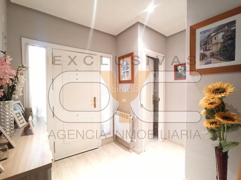 Foto 18fc0cdd-a265-4b69-bd99-a86c76a57b9e. Casa pareada magnífico chalet pareado en la mejor ubicación en Griñón