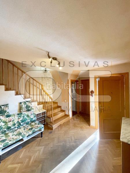 Foto 203c0b72-712d-4423-b917-139ef05f4be9. Casa pareada magnífico chalet pareado con piscina en Griñón