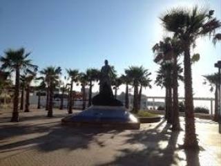 Planta baja en Calle oviedo 26. Ground floor in sale in  fuengirola, mlaga
