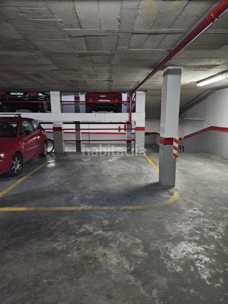 Foto 3897ecd6-0e40-4c81-932e-4fbf619e8411. Miete autoparkplatz in calle mires 20 in La Calzada Lucena