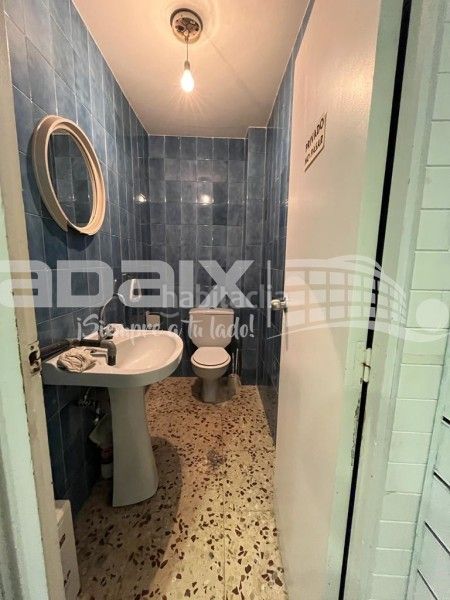 Foto 3ed594a5-3698-4a61-80cd-6967264007ad. Lloguer local comercial a Centro Lucena