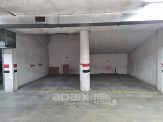 Parking coche en Poleares. Garaje en venta en juego pelota lucena, córdoba