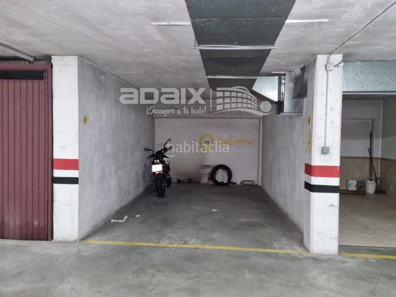 Foto 6ec688a6-5167-4cf7-bbd8-4ceae19a0452. Posto auto in Poleares Lucena