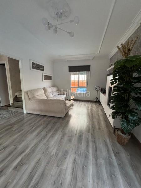 Foto b8d02e32-24a6-4e39-91b2-b7459d406f50. Haus in jardín Lucena Lucena