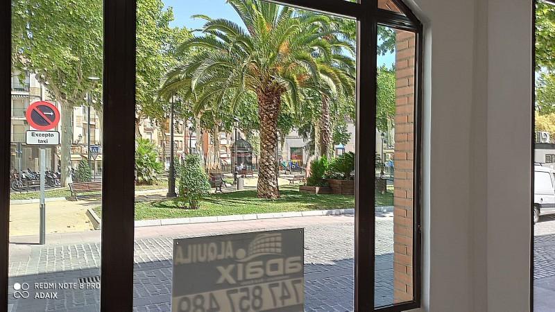 Foto a98c049c-00f9-478e-be89-9be3b7bfb4d3. Lloguer local comercial a plaza de españa 10 a Centro Lucena