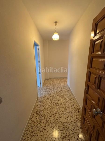 Foto 7db8e9f1-7937-436e-85fa-9facc49ee3b7. Flat in Centro Lucena