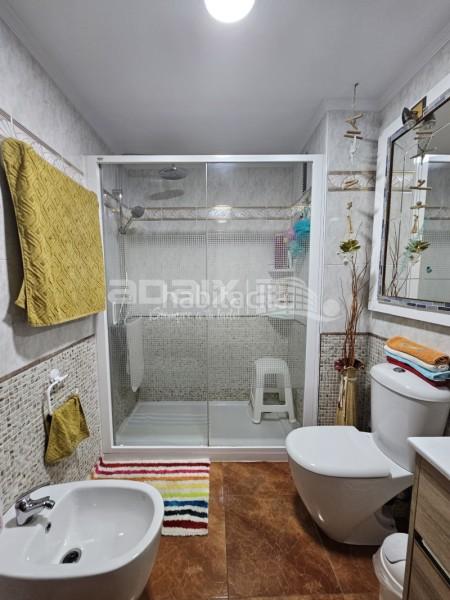 Foto 0fdf94a6-e6e1-418f-86b2-45ba85edb07e. Pis amb aparcament a Centro Lucena