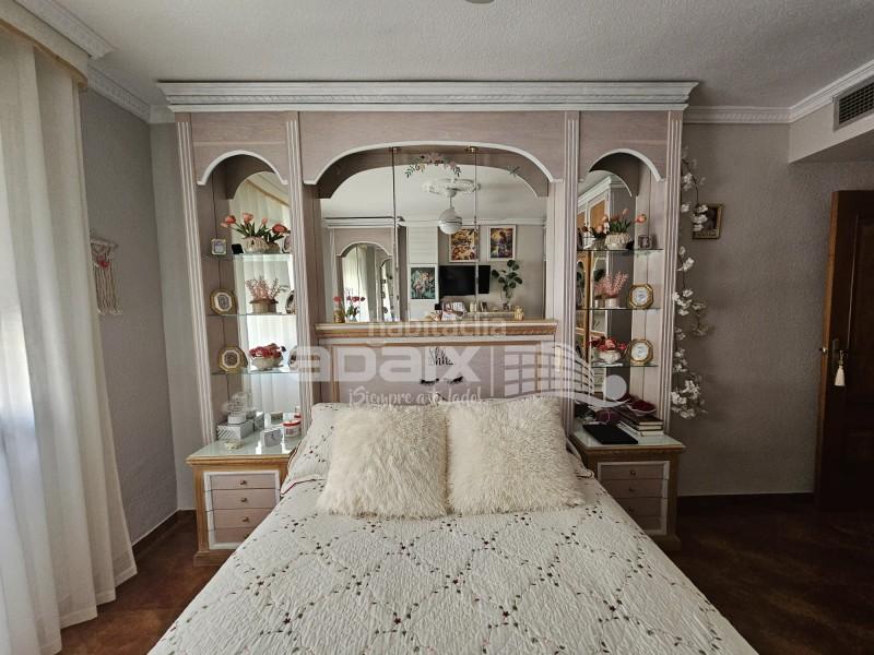 Foto 32b163c6-49f8-4a11-a922-e25ba53857f2. Pis amb aparcament a Centro Lucena