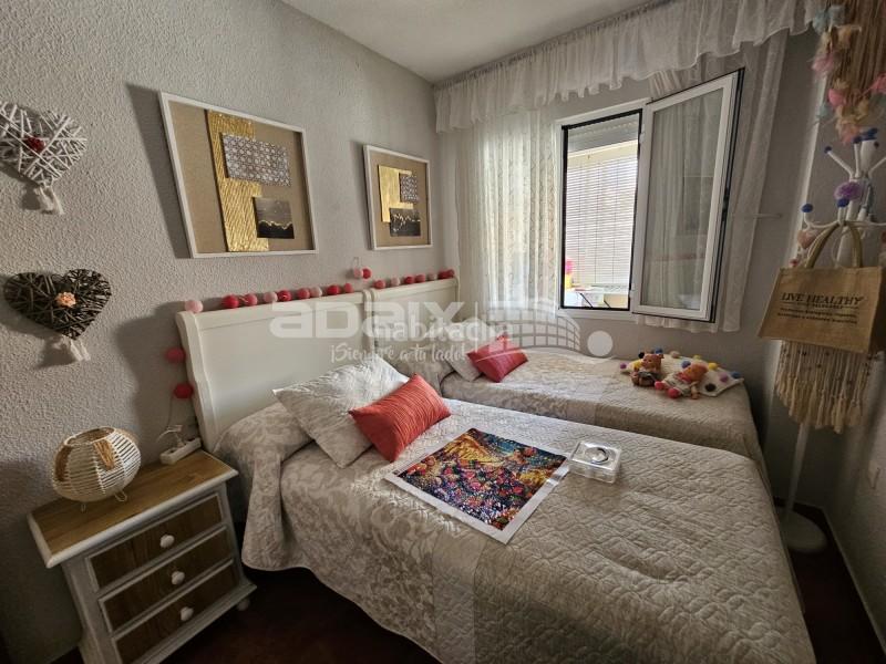 Foto 7c4dbe4d-fbc7-4d61-9b34-b9ffcaa463fe. Pis amb aparcament a Centro Lucena