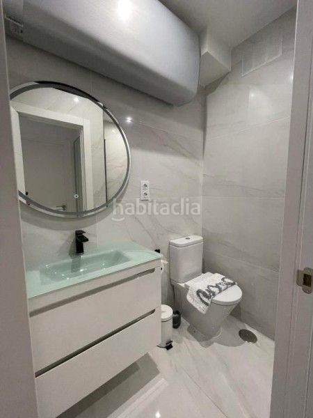 Foto 7e6880f3-f9c6-4109-81ad-3f07fccdcded. Pis a avenida duque de ahumada 11 a Playa Bajadilla - Puertos Marbella