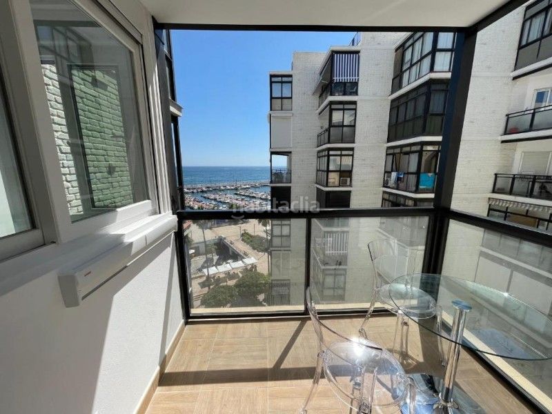 Foto aacb6a40-df1f-42cf-a05c-524018bff9f6. Pis a avenida duque de ahumada 11 a Playa Bajadilla - Puertos Marbella