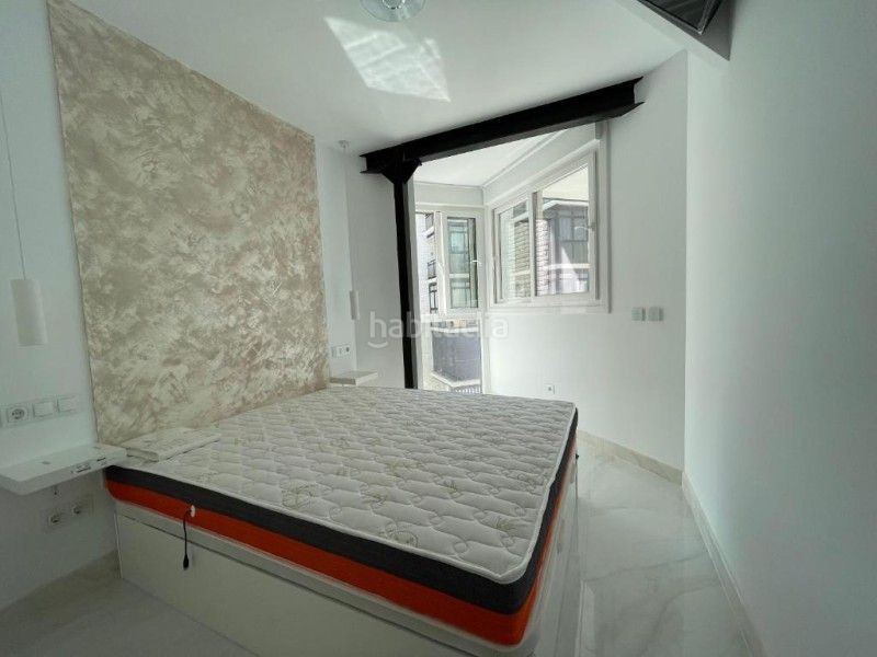 Foto c7f4f0ec-cc2f-48fd-af57-c895c9c050bd. Pis a avenida duque de ahumada 11 a Playa Bajadilla - Puertos Marbella