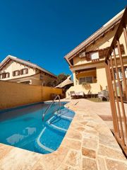Haus en Calle andr�s segovia. Casa en venta en cp alhaur�n de la torre, m�laga