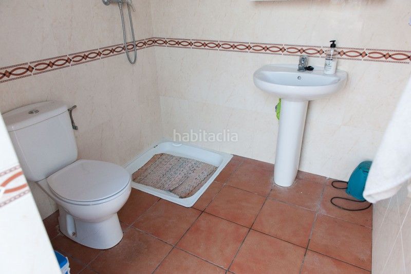 Foto cef01ee8-5fa1-43c0-8850-897d493fa432. Masia amb aparcament piscina a San Francisco Lucena