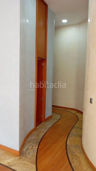 Foto 0d407e15-9c51-4058-a9af-4576bc0ac448. Lloguer local comercial a Centro Lucena