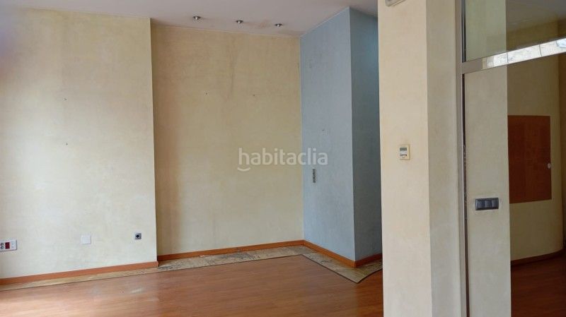 Foto af191702-6246-4ec2-ba90-c75c47a56892. Lloguer local comercial a Centro Lucena