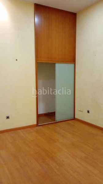 Foto c2e39a8f-7b19-479e-9e6a-c28df32c1c5b. Lloguer local comercial a Centro Lucena