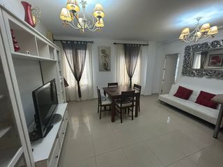 Erdgeschoss en Calle oviedo 26. Planta baja en venta en  fuengirola, m�laga