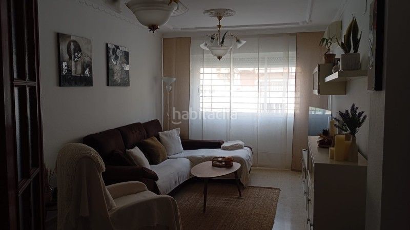 Foto 88435be8-87c5-44b1-8389-a58923f21105. Pis a Poleares Lucena