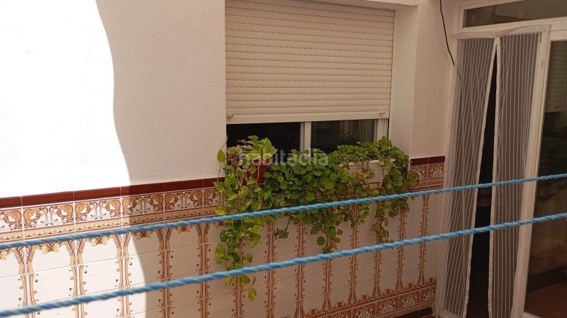 Foto a42dc055-1018-4123-8554-03c66887b31f. Pis a Poleares Lucena