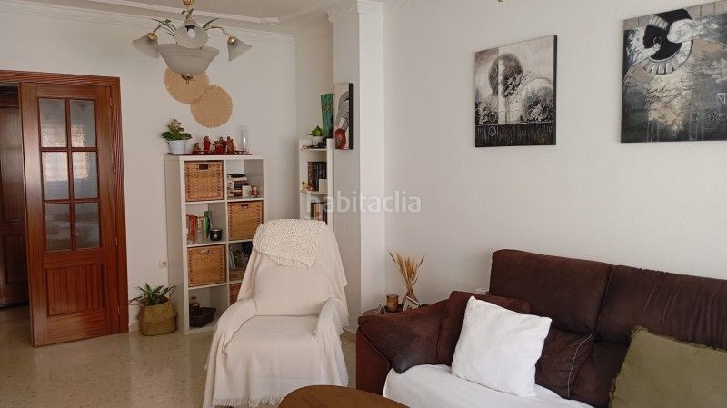 Foto c4f7338b-fc0e-466b-8308-50b99cbb31ad. Pis a Poleares Lucena