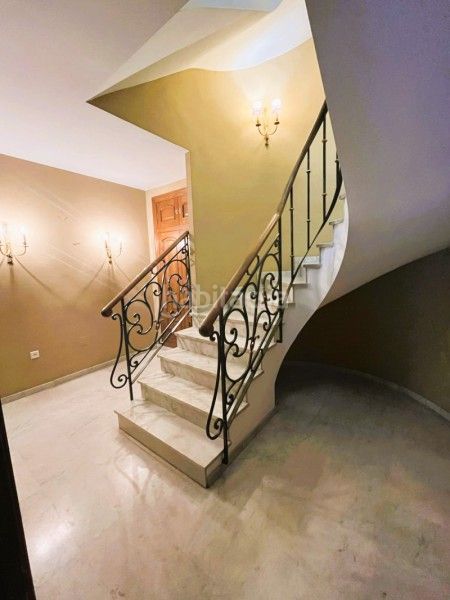Foto 6f83ec5c-8bd3-4413-9908-e769e5299d54. Casa amb aparcament a Centro Lucena