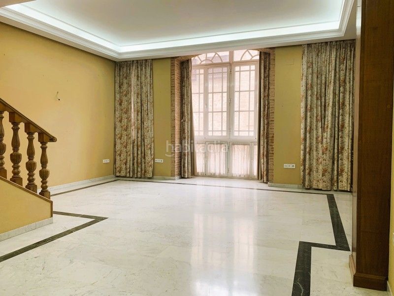 Foto 95971770-5fa4-4d24-b715-737411b28c8a. Casa amb aparcament a Centro Lucena