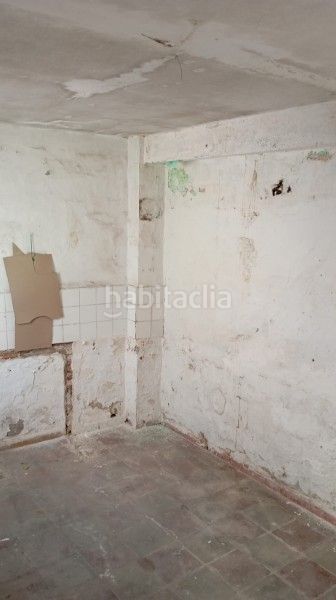Foto bd48de94-b2da-48c7-8b6b-42adcb343794. Casa a La Calzada Lucena