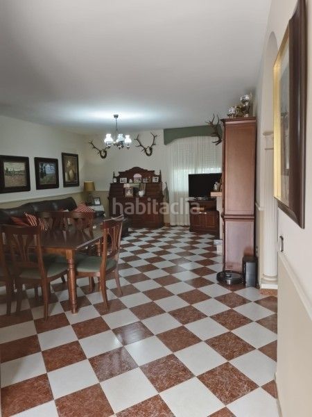 Foto 4e0c2d18-6de0-42b2-b536-bebd3673e3c7. Masia amb piscina a Poleares Lucena