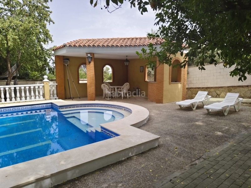 Foto 524ac32b-fa83-47d8-988f-5cc7ad463f8e. Masia amb piscina a Poleares Lucena