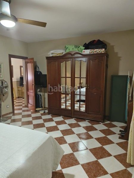 Foto afadd924-6dba-4093-9852-7c536633d12b. Masia amb piscina a Poleares Lucena