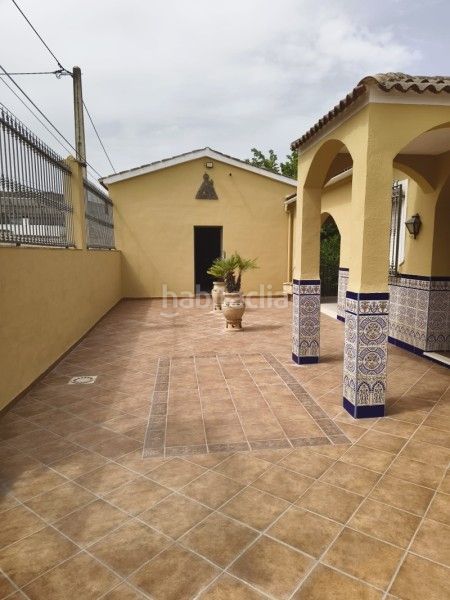 Foto b0f19a68-67c4-46a0-928a-2470eeb5b365. Masia amb piscina a Poleares Lucena