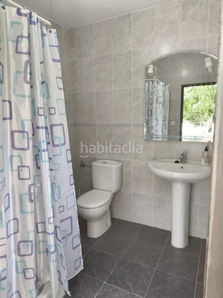 Foto b75f8956-6497-4b22-b9a5-6c95704465f8. Masia amb piscina a Poleares Lucena