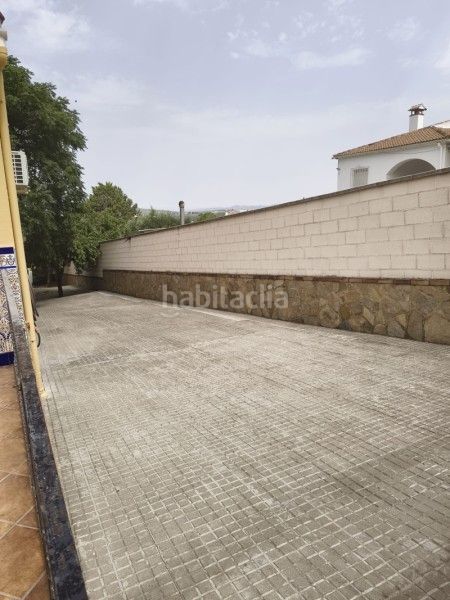 Foto c78d9dbb-64cb-45da-a3ac-ba6d2e8917b5. Masia amb piscina a Poleares Lucena