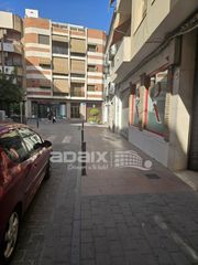 Parking coche en Calle general lozano 5. Garaje en venta en  lucena, c�rdoba