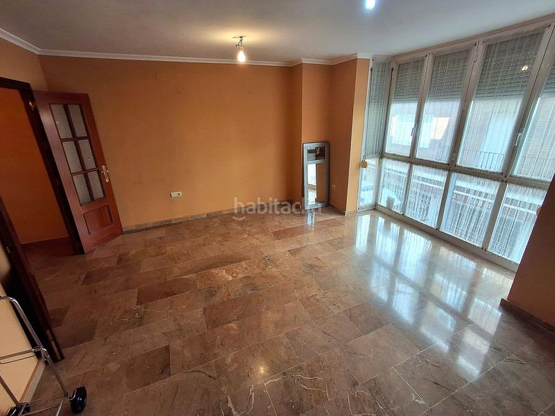 Foto 17982ed1-c495-49d7-a3e8-6f7602a294f5. Piso en calle alfonso xii 21 piso en pleno Centro en Huelva