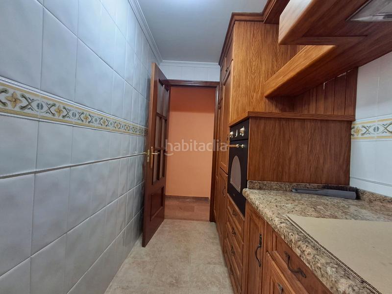 Foto 524d5002-6d2a-43f3-accb-9604048f18b5. Piso en calle alfonso xii 21 piso en pleno Centro en Huelva