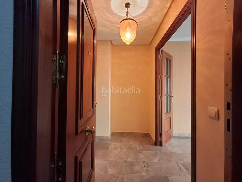 Foto cb3b9cf6-ba12-4c52-90e0-78ce8d690657. Piso en calle alfonso xii 21 piso en pleno Centro en Huelva