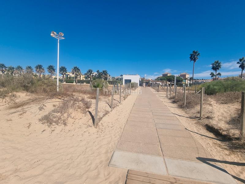 Foto 62e58a37-5b62-4021-ac93-2e08bcfb3c38. Piso fantastico piso en primera línea de playa en Islantilla
